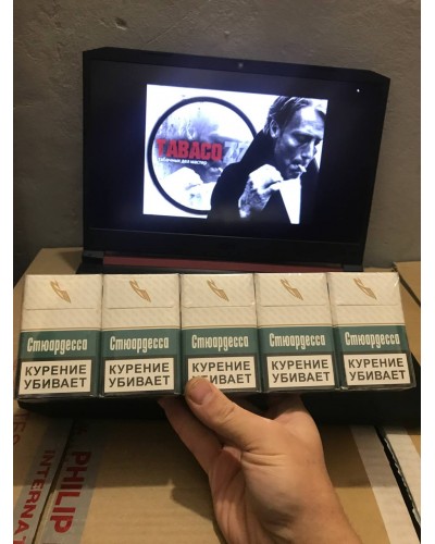 Стюардесса